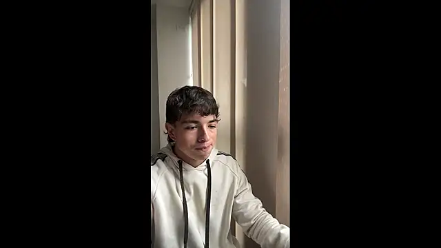 JUSTIN JHONS online show from March 18, 2026, 9:51 pm