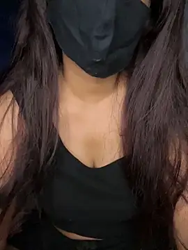 Cute Marina online show from April 1, 2026, 5:43 pm