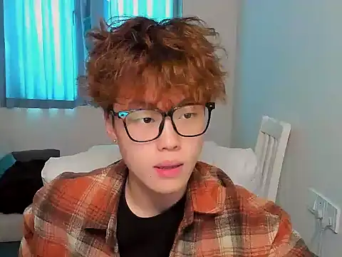 L1kuto online show from October 28, 2025, 6:17 am