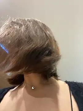 Snapshot of AliceLili chatting on October 23, 2025, 8:57 am AliceLili online show from October 23, 2025, 8:57 am