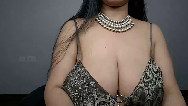 lustyruhh online show from April 12, 2026, 6:07 am