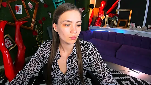 lollyrais online show from May 13, 2026, 12:24 pm