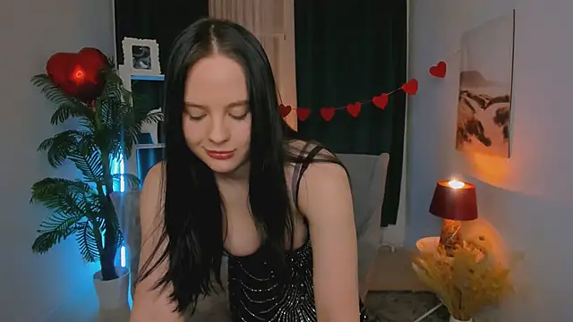 Snapshot of AriaThorn chatting on February 14, 2026, 4:04 pm AriaThorn online show from February 14, 2026, 4:04 pm