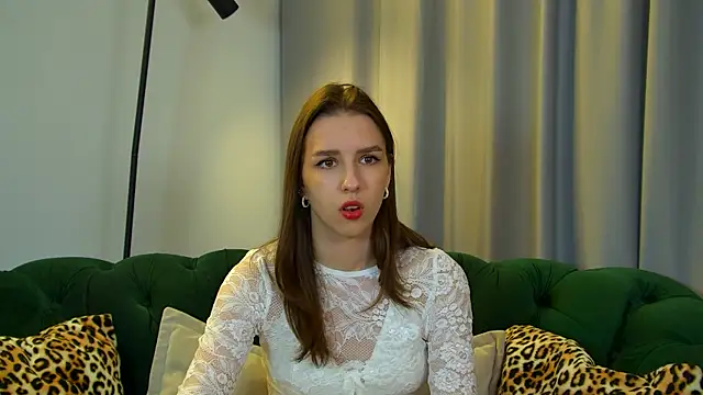 AliceAtkins online show from November 28, 2025, 6:05 am