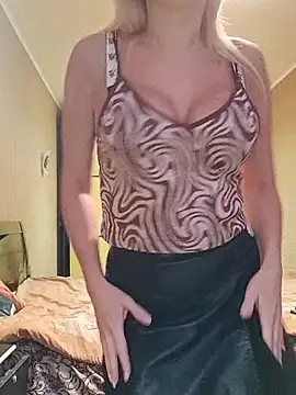 SelinaLovqx online show from December 20, 2025, 11:39 am