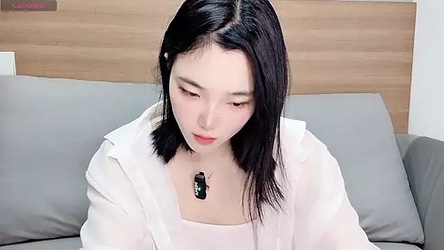 upoo7lt online show from February 12, 2026, 6:19 am