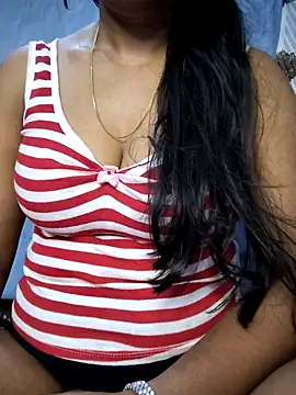 Ezabelljohn online show from April 16, 2026, 9:10 am