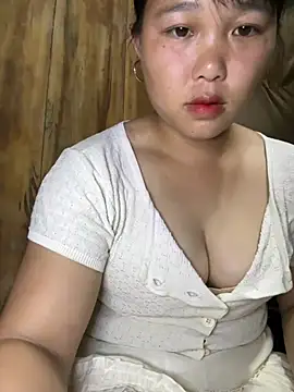 love pusy09 online show from April 10, 2026, 5:01 am