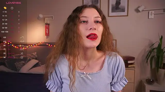 MegganKinson online show from January 7, 2026, 5:21 am