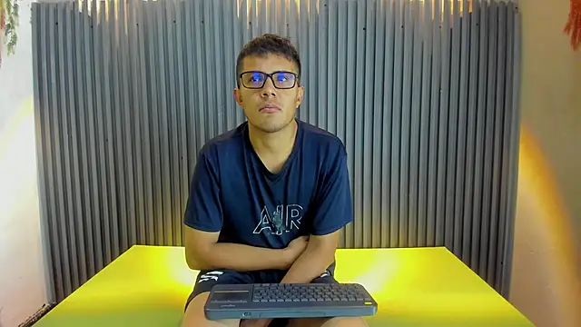 Snapshot of STEPHEN_BONNET chatting on October 29, 2025, 12:51 pm STEPHEN BONNET online show from October 29, 2025, 12:51 pm