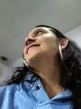 Emmy Palacios online show from January 10, 2026, 11:34 am