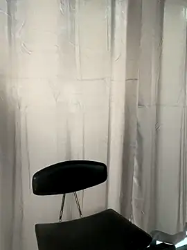 Snapshot of elliepixie chatting on November 23, 2025, 5:13 pm elliepixie online show from November 23, 2025, 5:13 pm