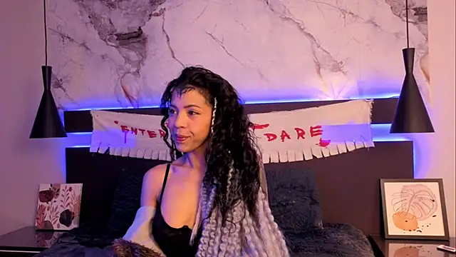 Snapshot of EvaaLilith chatting on October 25, 2025, 2:35 pm EvaaLilith online show from October 25, 2025, 2:35 pm