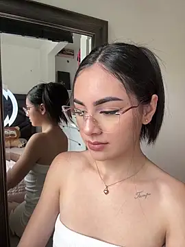 IslaCole online show from January 5, 2026, 7:06 pm