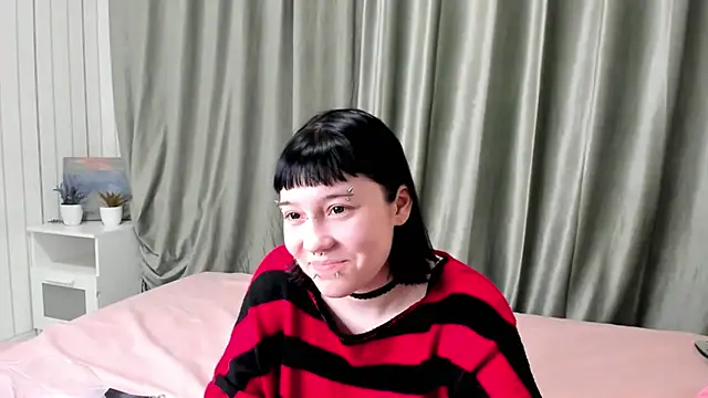 Snapshot of KandiStonelake chatting on October 27, 2025, 5:50 pm KandiStonelake online show from October 27, 2025, 5:50 pm