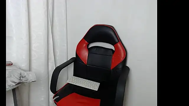 Snapshot of sofia_montclair chatting on November 22, 2025, 11:48 pm sofia montclair online show from November 22, 2025, 11:48 pm