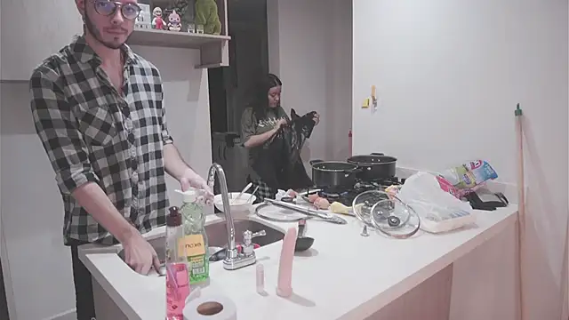 dan and daya online show from November 24, 2025, 11:48 pm