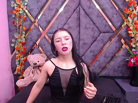 JulietaDiamond online show from November 29, 2025, 7:17 pm