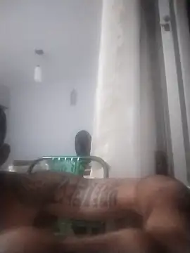 BruninhoRecife online show from November 21, 2025, 9:02 pm