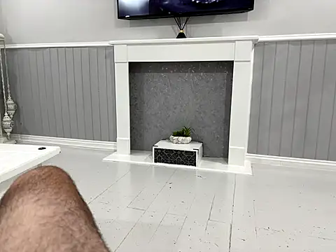 plymouthlad82 online show from November 1, 2025, 12:34 am