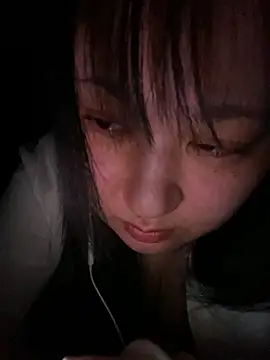 RIHO riho 01 online show from April 8, 2026, 4:18 pm