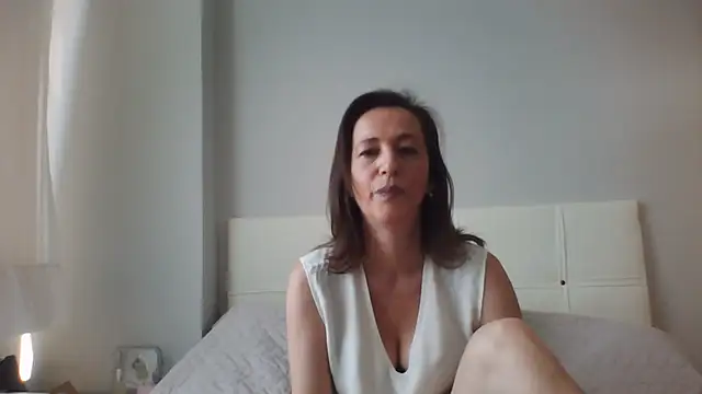 Snapshot of ArianaStarr chatting on June 25, 2026, 6:51 am ArianaStarr online show from June 25, 2026, 6:51 am