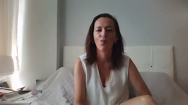 Snapshot of ArianaStarr chatting on July 24, 2026, 7:17 am ArianaStarr online show from July 24, 2026, 7:17 am