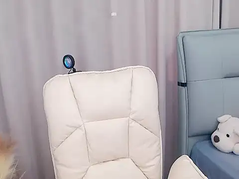 Snapshot of Xiaodie-baby chatting on October 28, 2025, 2:37 am Xiaodie-baby online show from October 28, 2025, 2:37 am