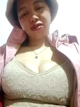 TRIEUTRIEU20 online show from March 4, 2026, 11:22 pm