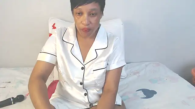 CocoCaramel-X online show from January 13, 2026, 5:35 am