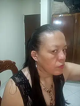 Missy Guzman online show from November 11, 2025, 6:02 am