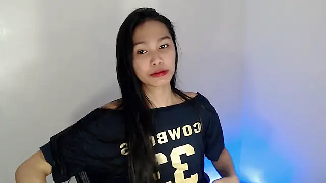  Lachica  online show from October 23, 2025, 11:24 pm