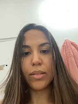 Snapshot of VenusIsLove_ chatting on December 29, 2024, 5:54 pm VenusIsLove online show from December 29, 2024, 5:54 pm