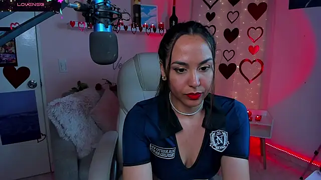 Snapshot of VenusIsLove_ chatting on February 12, 2025, 7:45 pm VenusIsLove online show from February 12, 2025, 7:45 pm