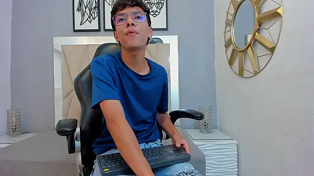 adams bobby online show from January 12, 2026, 11:26 am