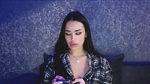 velvetveyraX online show from January 9, 2026, 3:15 pm