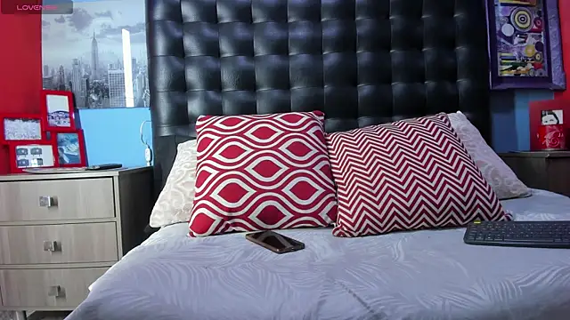 Snapshot of Khalid16_ chatting on November 12, 2025, 1:44 pm Khalid16 online show from November 12, 2025, 1:44 pm