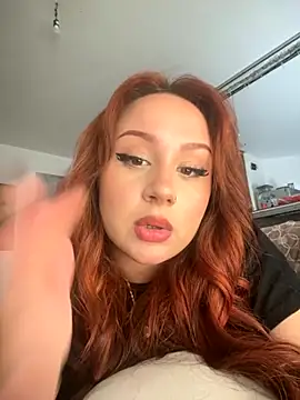 Snapshot of katerina017 chatting on October 24, 2025, 11:50 am katerina017 online show from October 24, 2025, 11:50 am