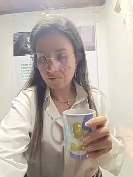 Valentina--1 online show from May 22, 2026, 10:10 am