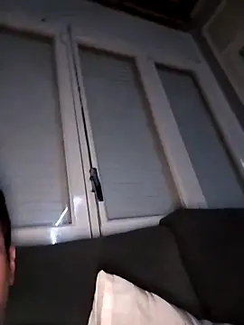 Snapshot of dulcessecretos chatting on November 29, 2025, 11:52 pm dulcessecretos online show from November 29, 2025, 11:52 pm