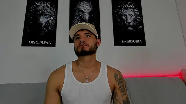 AUSTINN TORRES online show from June 23, 2026, 12:19 am