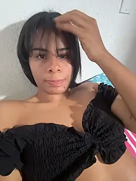 Snapshot of NikolRose chatting on February 25, 2026, 5:11 pm NikolRose online show from February 25, 2026, 5:11 pm