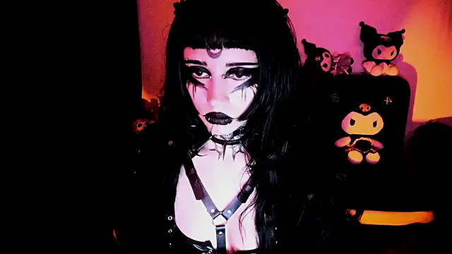 Yueeclipsa online show from February 23, 2026, 4:21 am