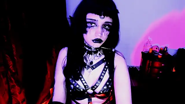 Yueeclipsa online show from February 26, 2026, 5:06 am