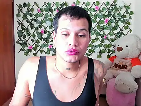 Snapshot of Madeline_ferrara chatting on October 25, 2025, 6:35 pm Madeline ferrara online show from October 25, 2025, 6:35 pm