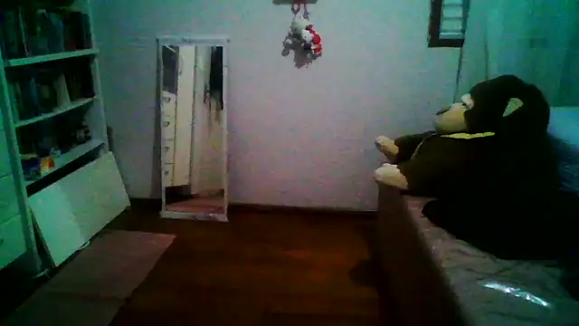 crazzyanne online show from March 11, 2026, 5:13 am