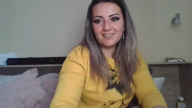 Snapshot of Gabrielaalialiali chatting on May 3, 2026, 8:31 am Gabrielaalialiali online show from May 3, 2026, 8:31 am