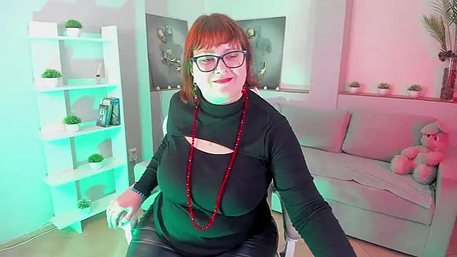 KendallRoie online show from October 30, 2025, 9:44 am