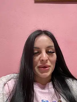 Alexiaaa121 online show from November 19, 2025, 10:10 pm