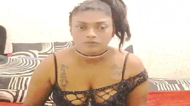 DOVE85 online show from December 17, 2025, 11:38 am